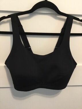 ALO YOGA - Impact Bra